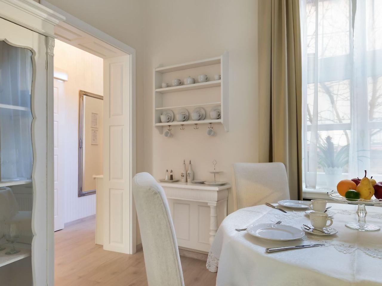 Chestnut & Eliza Suites Budapest Exterior photo