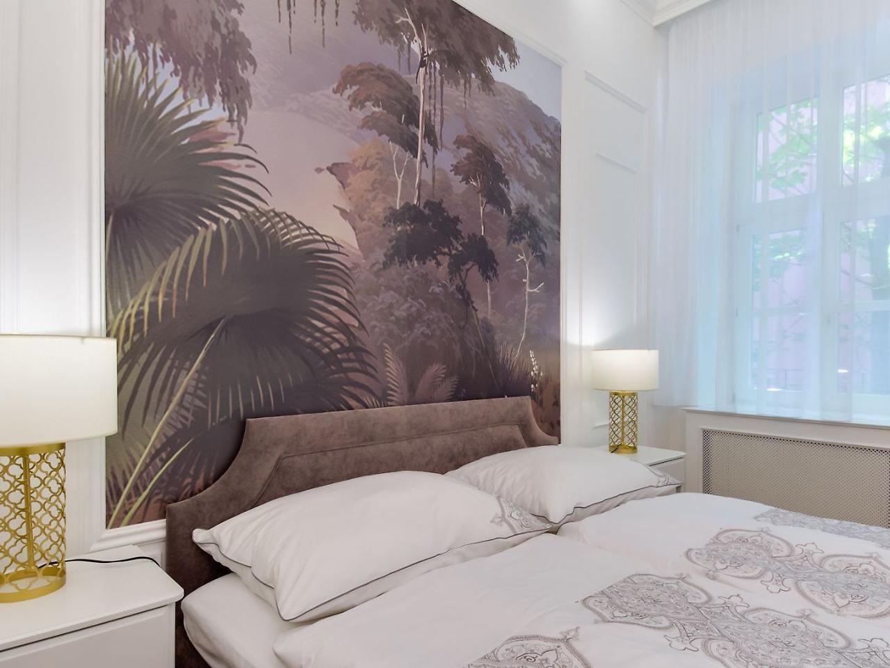 Chestnut & Eliza Suites Budapest Exterior photo